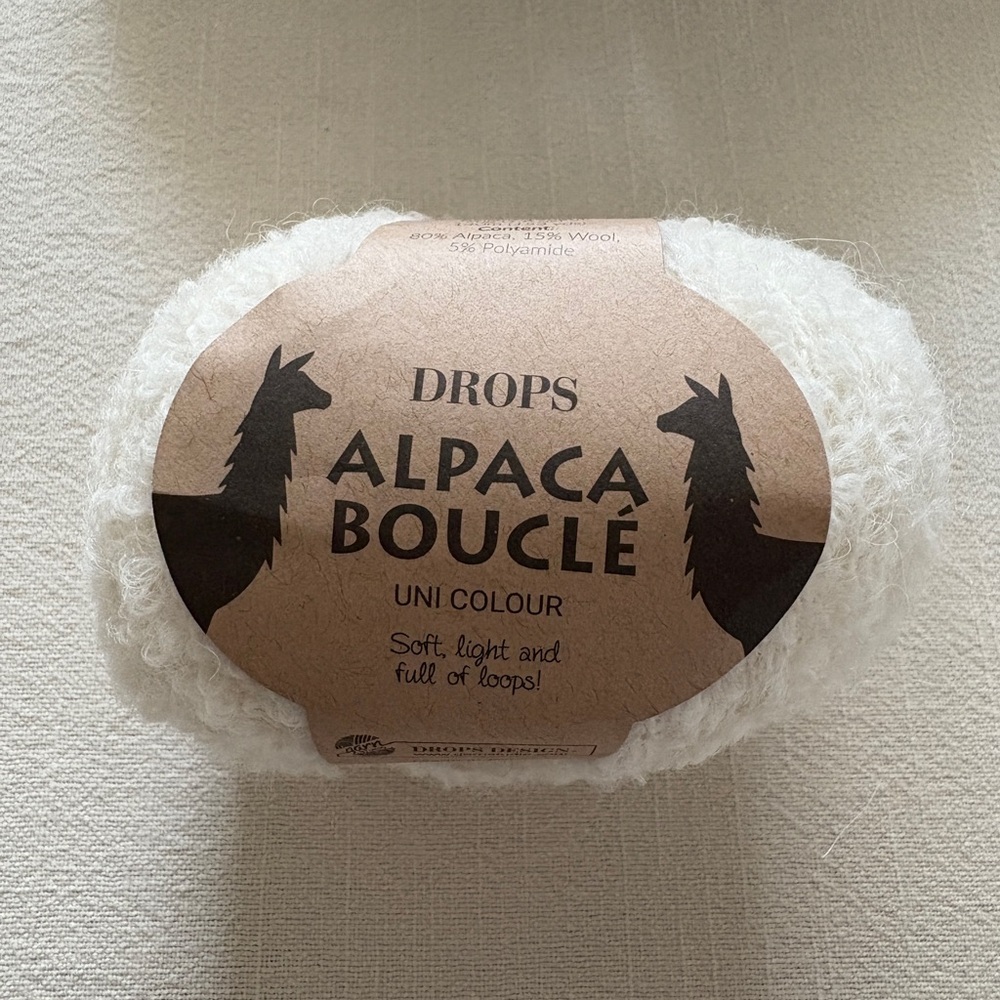 Alpaca Bouclé Yarn - Soft White